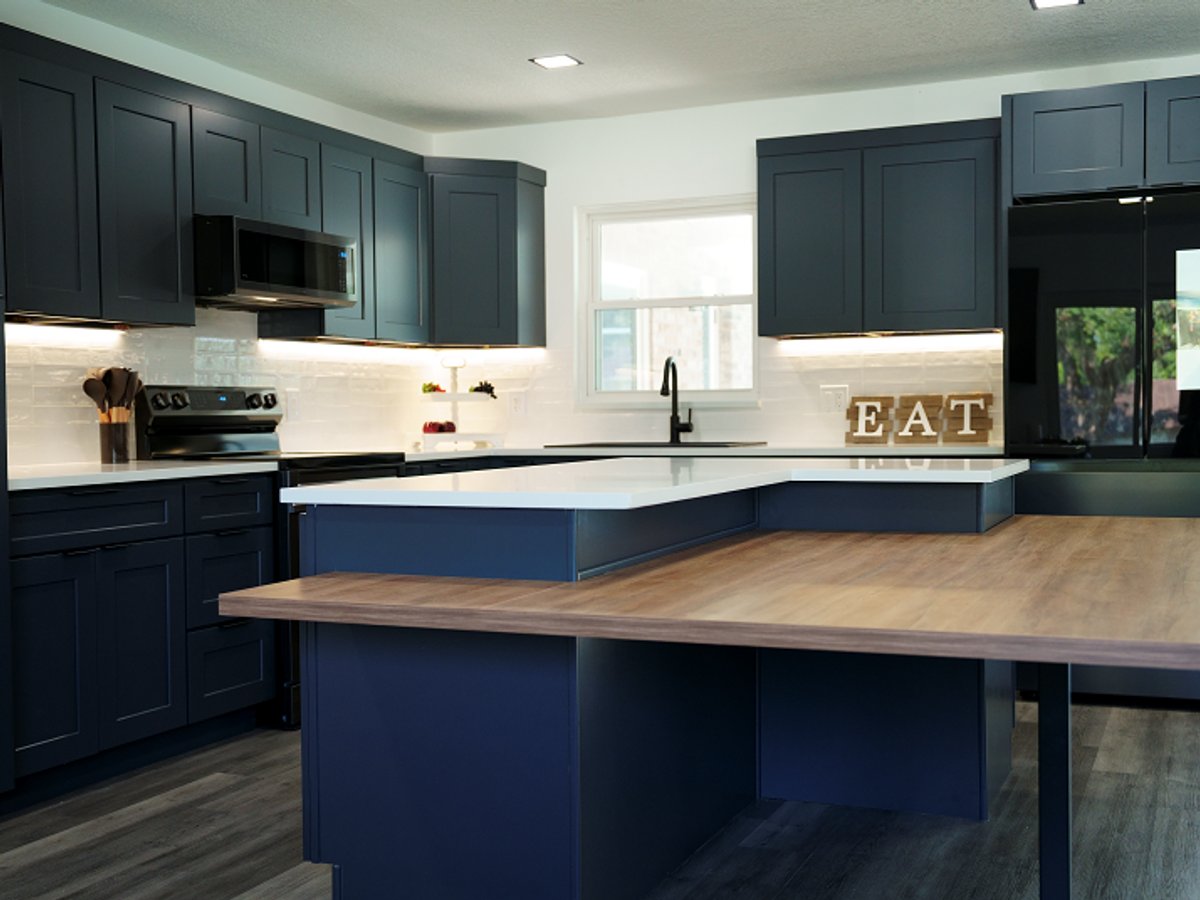 Cyber Grey kitchen cabinets, photo 3