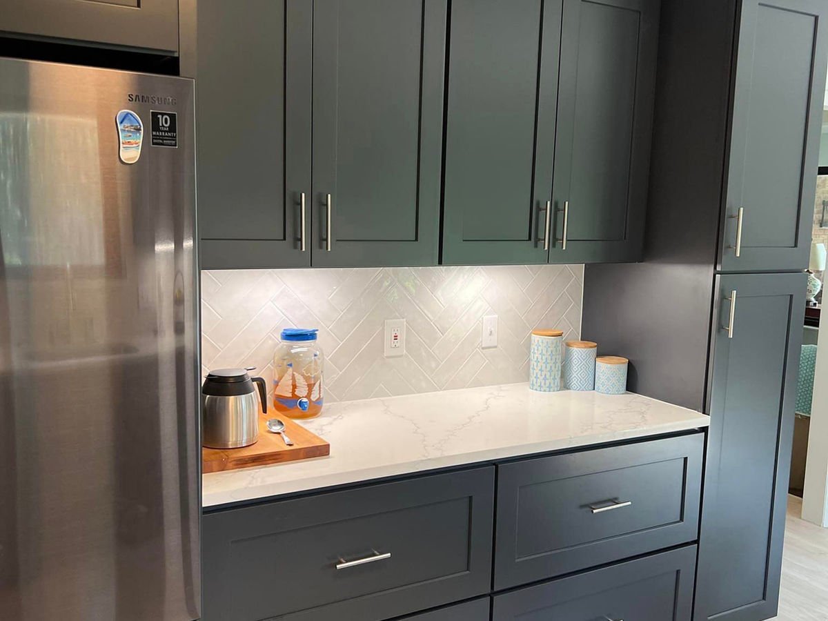 Cyber Grey kitchen cabinets, photo 7