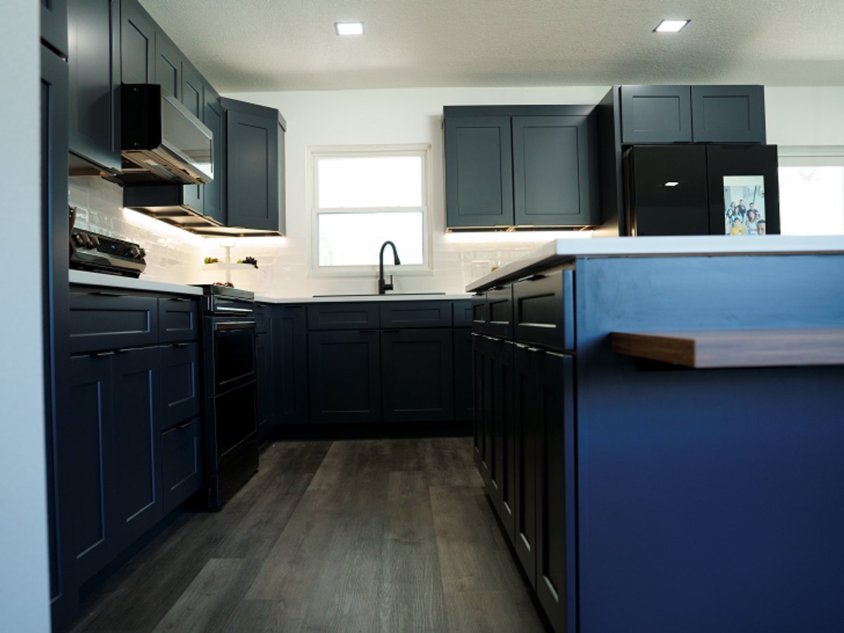 Cyber Grey kitchen cabinets, photo 9