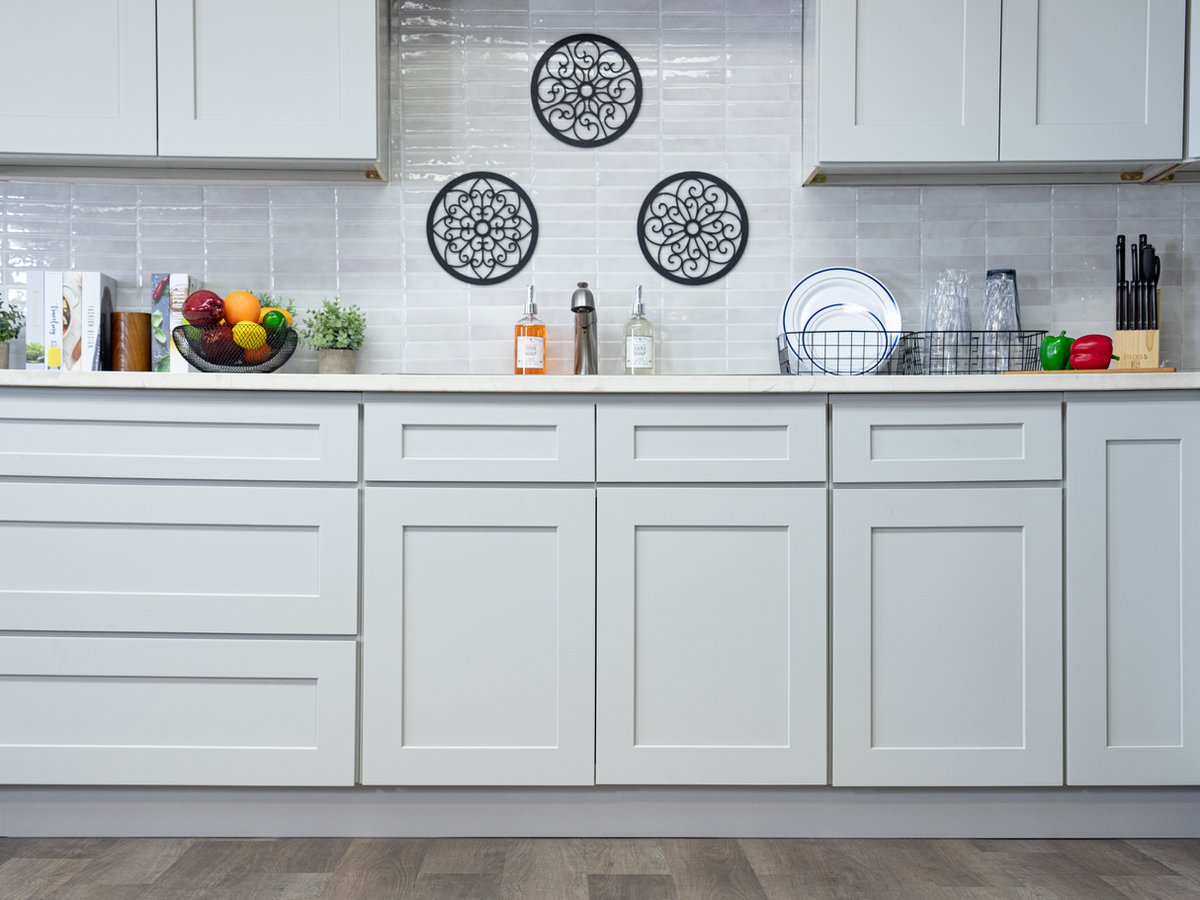 Dove Grey kitchen cabinets, photo 11