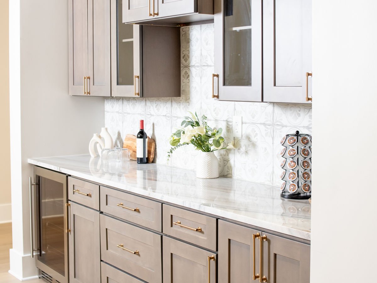 Driftwood kitchen cabinets, photo 13