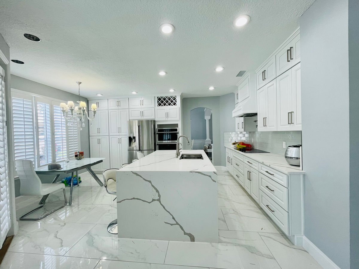 Glacier White kitchen cabinets, photo 4