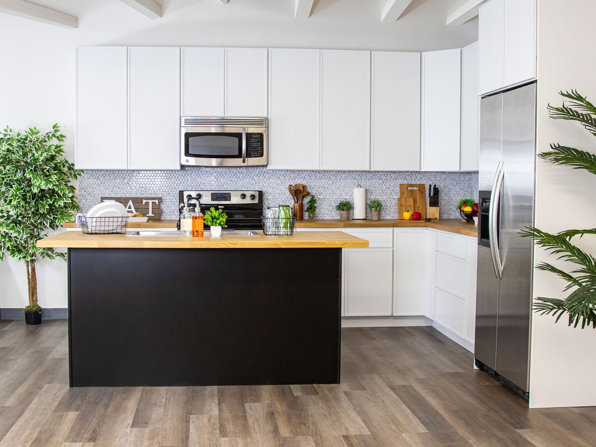 Slim Shaker Alabaster kitchen cabinets, photo 14