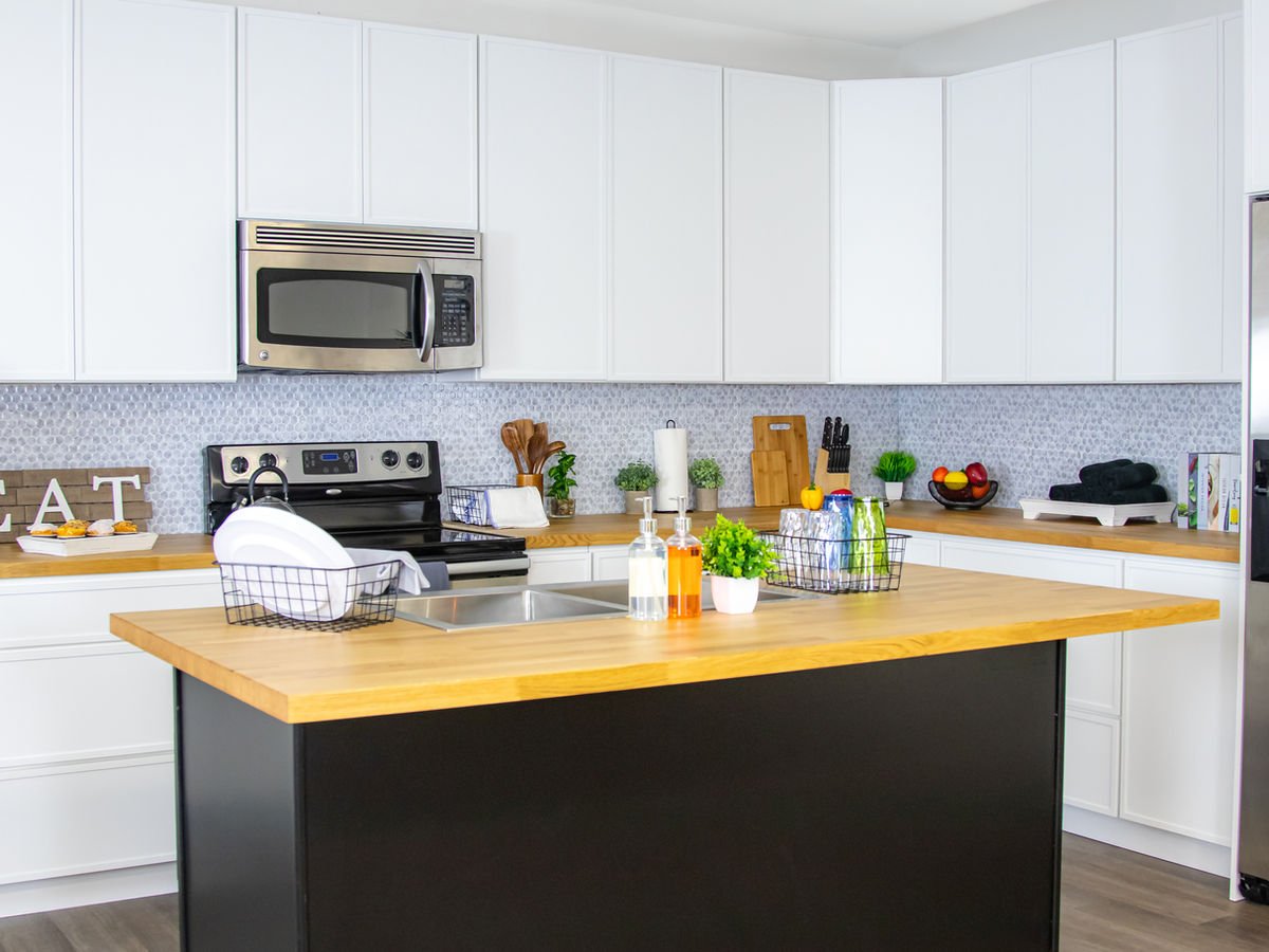 Slim Shaker Alabaster kitchen cabinets, photo 22