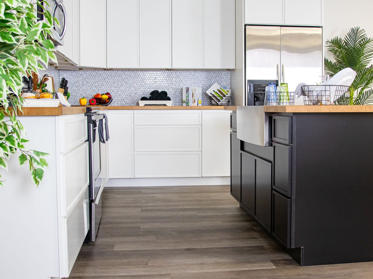 Slim Shaker Alabaster kitchen cabinets, photo 9